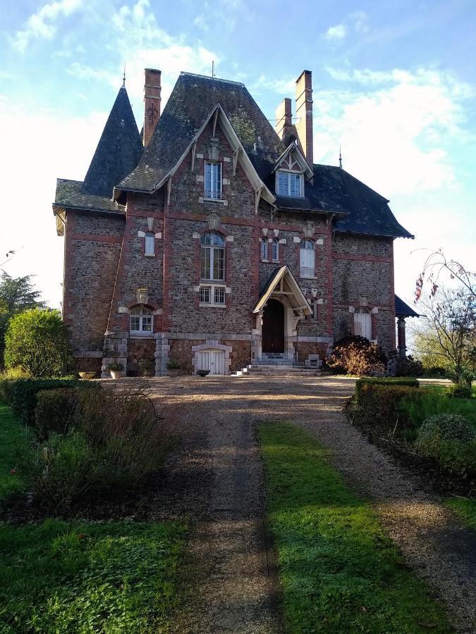 Le Manoir Des Rochers Bouere Buitenkant foto